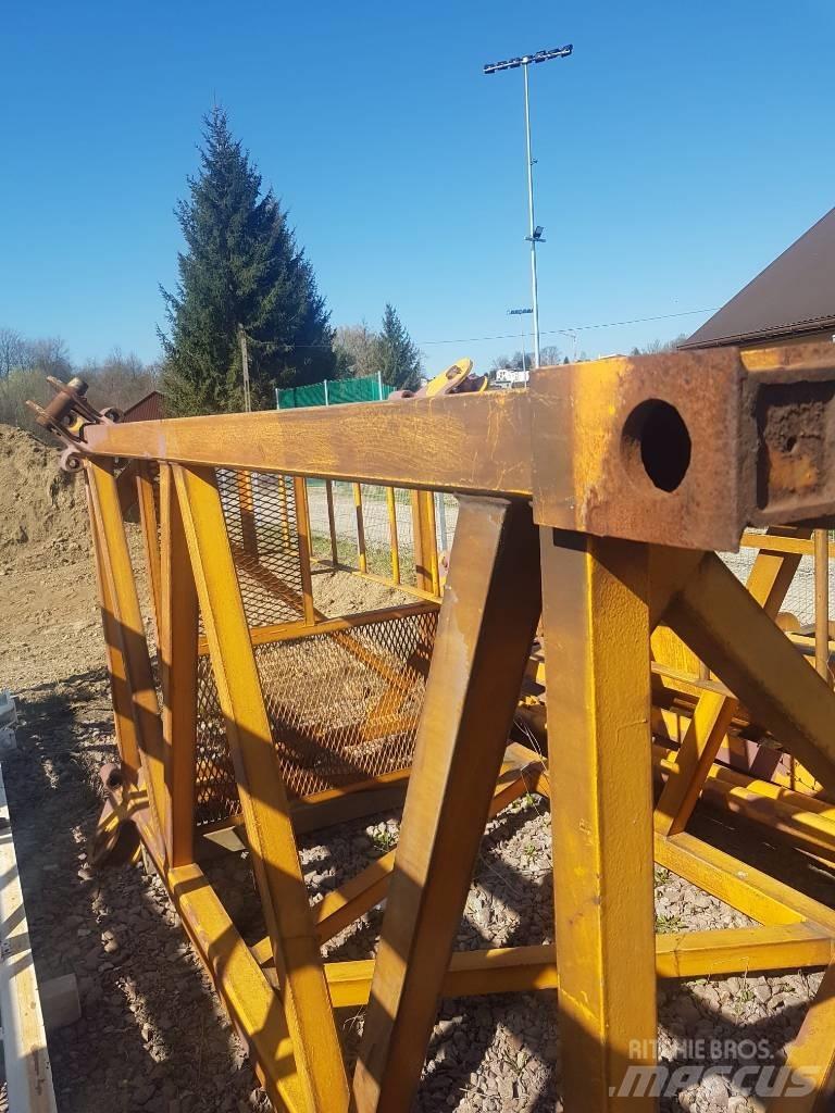Liebherr 120 HC Bokštiniai kranai