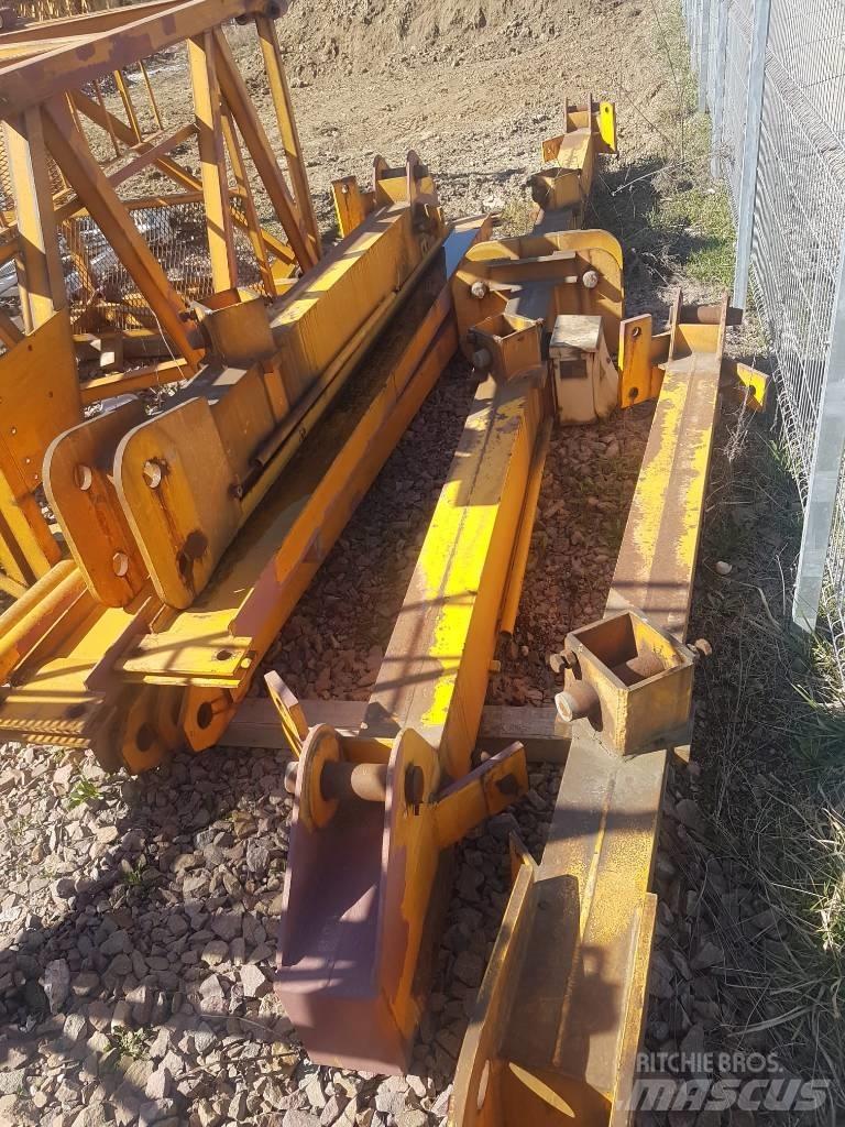 Liebherr 120 HC Bokštiniai kranai