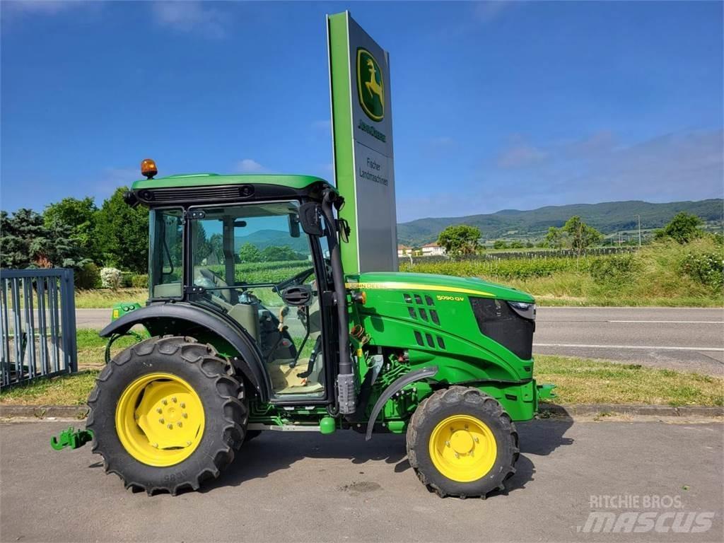 John Deere 5090GV Traktoriai