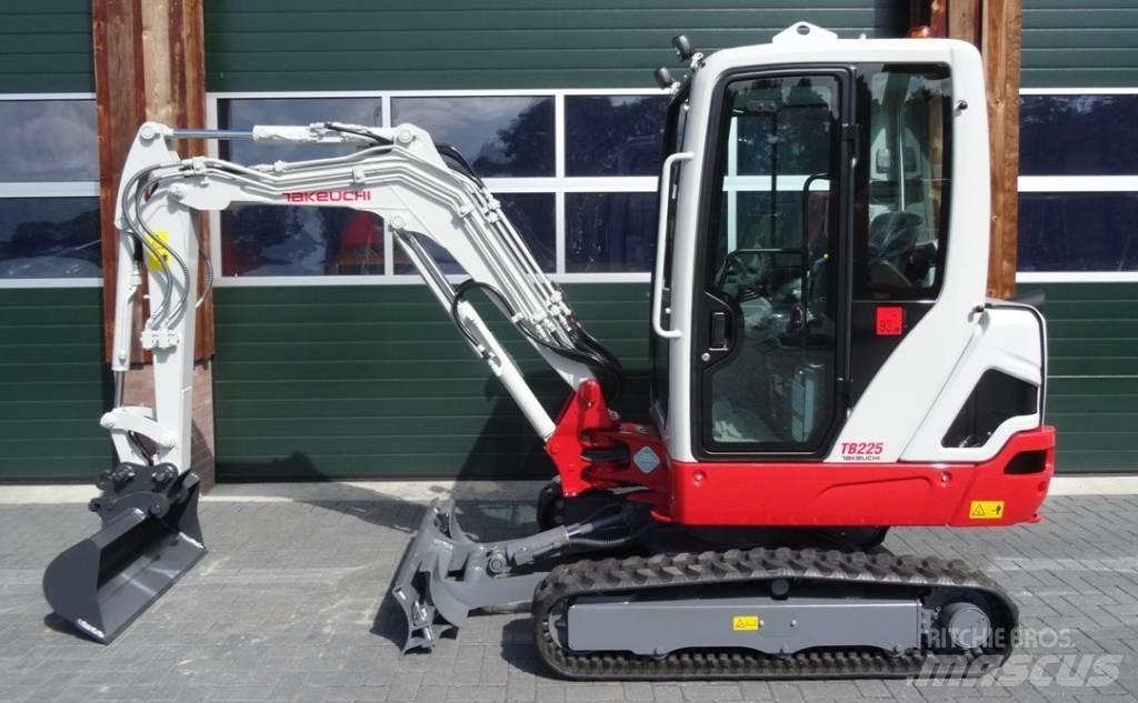 Takeuchi TB 225 Mini ekskavatoriai < 7 t