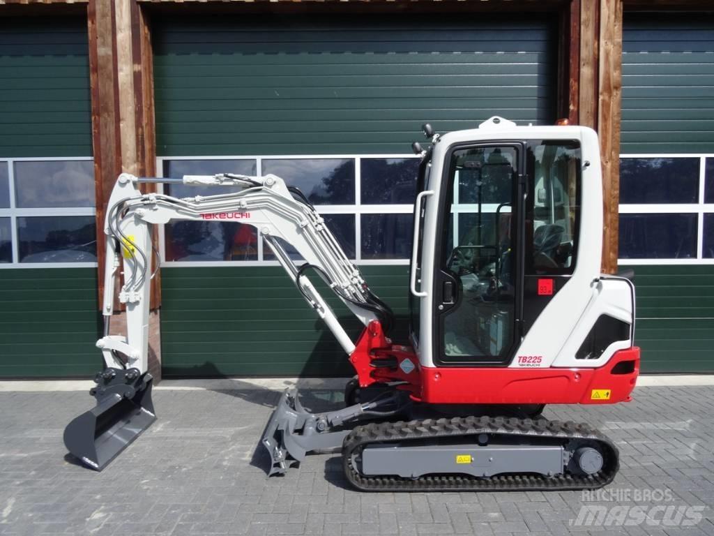 Takeuchi TB 225 Mini ekskavatoriai < 7 t