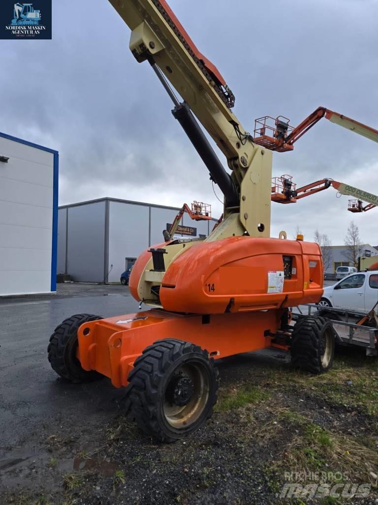 JLG 860 SJ Teleskopiniai keltuvai
