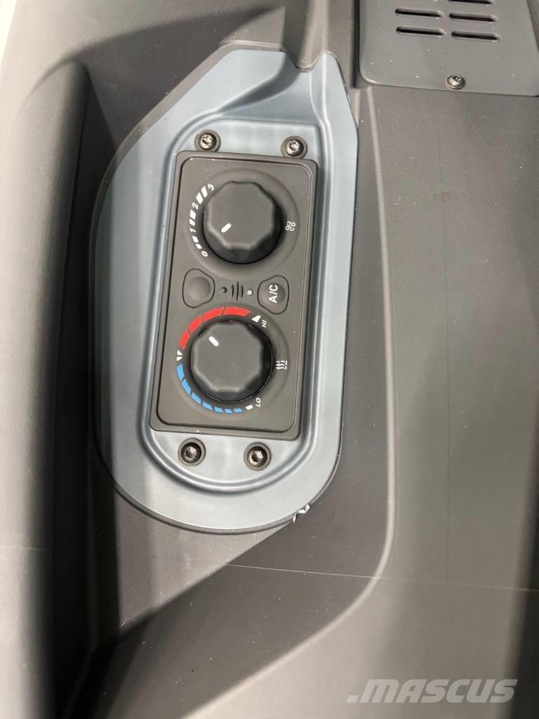 Avant 860 i Krautuvai su šoniniu pasukimu