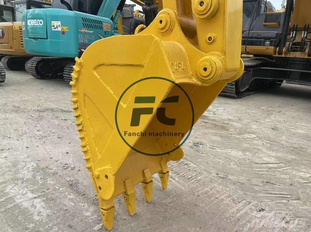Komatsu PC 78 US Vikšriniai ekskavatoriai