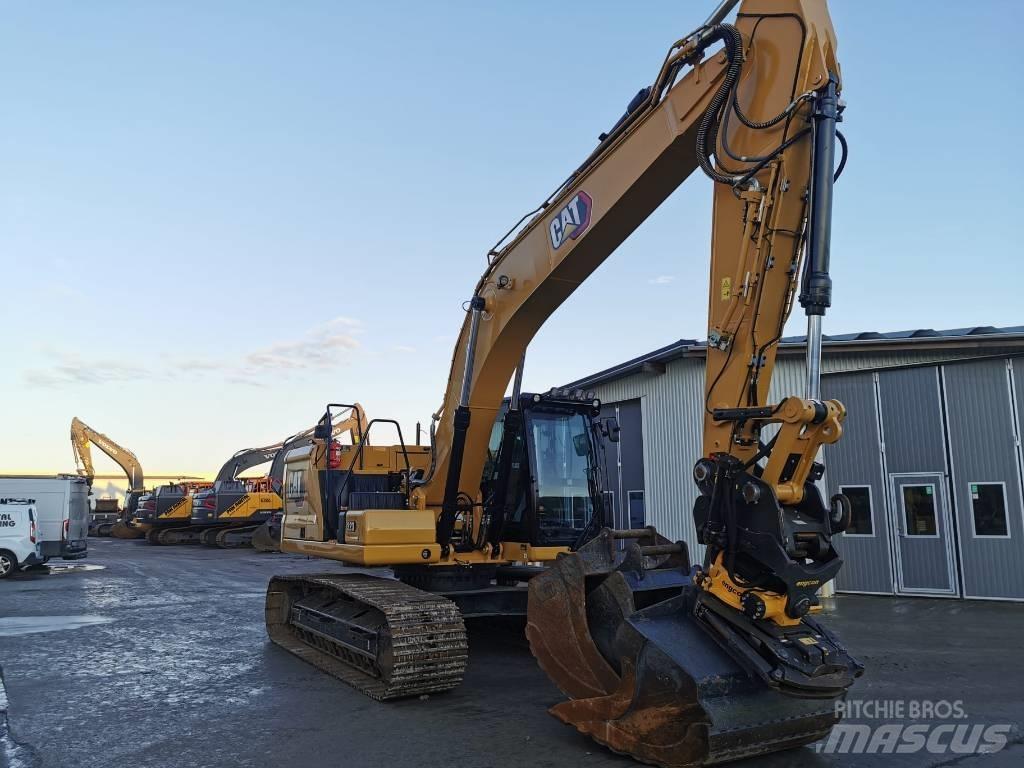 CAT 323 Vikšriniai ekskavatoriai