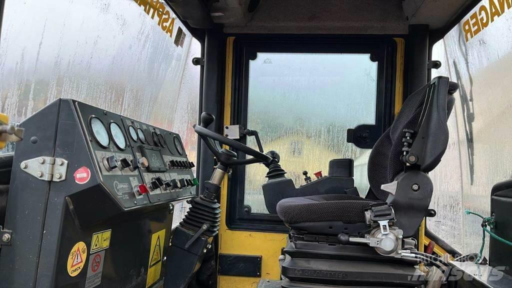 Bomag BW174 AD Porinių būgnų volai
