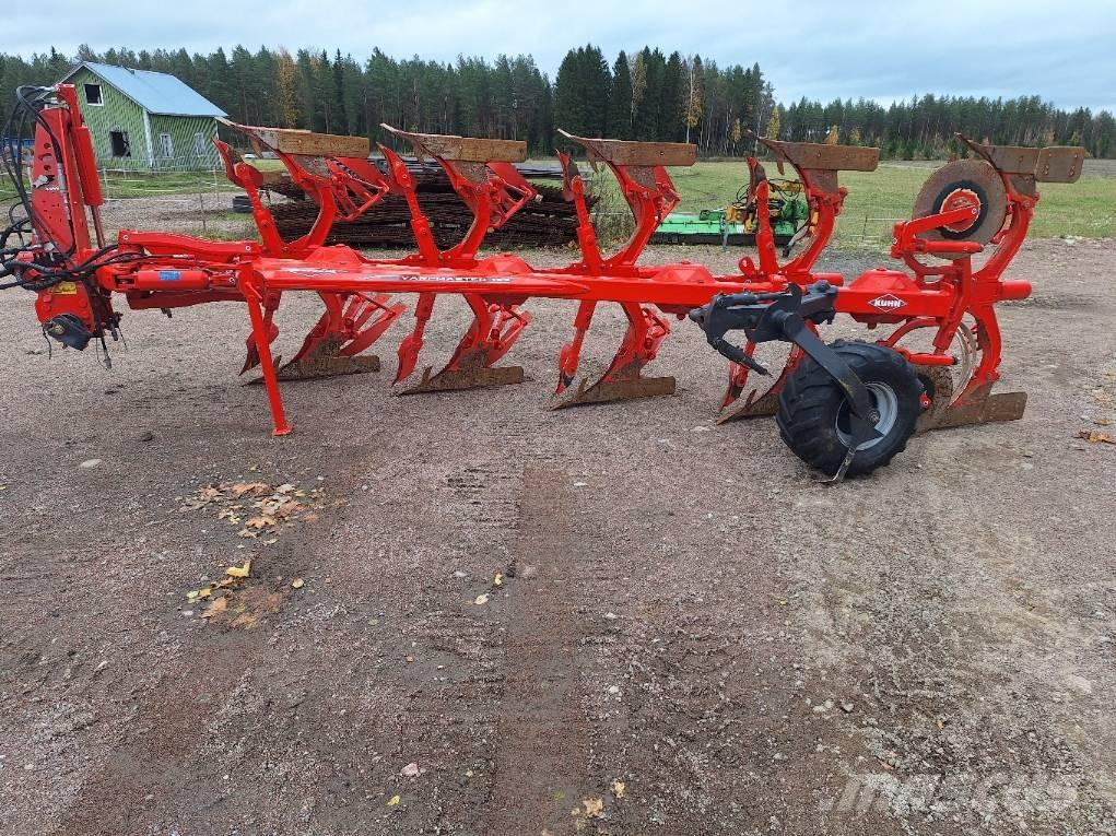 Kuhn Vari-Master 123 Apverčiamieji plūgai