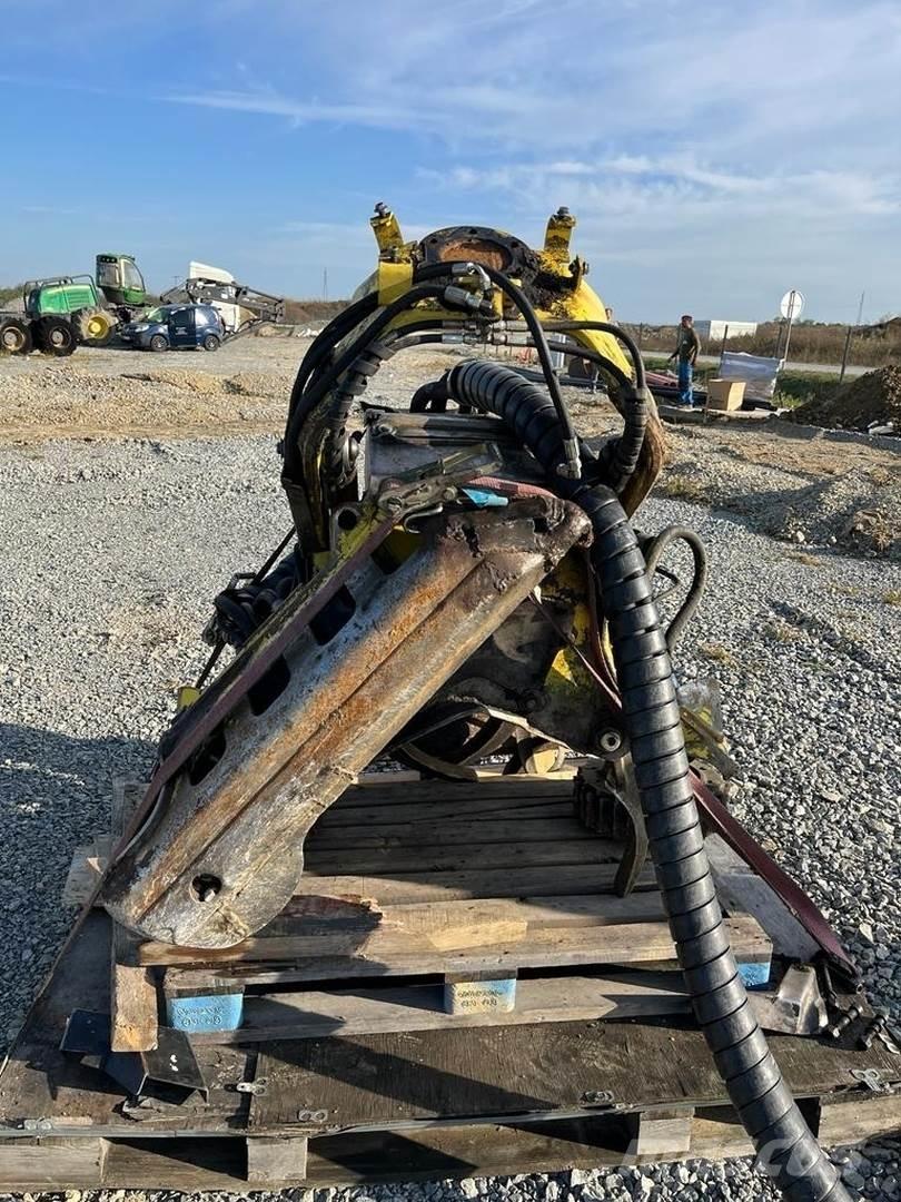 John Deere H414 Medžių kirtimo mašinų darbinės galvos