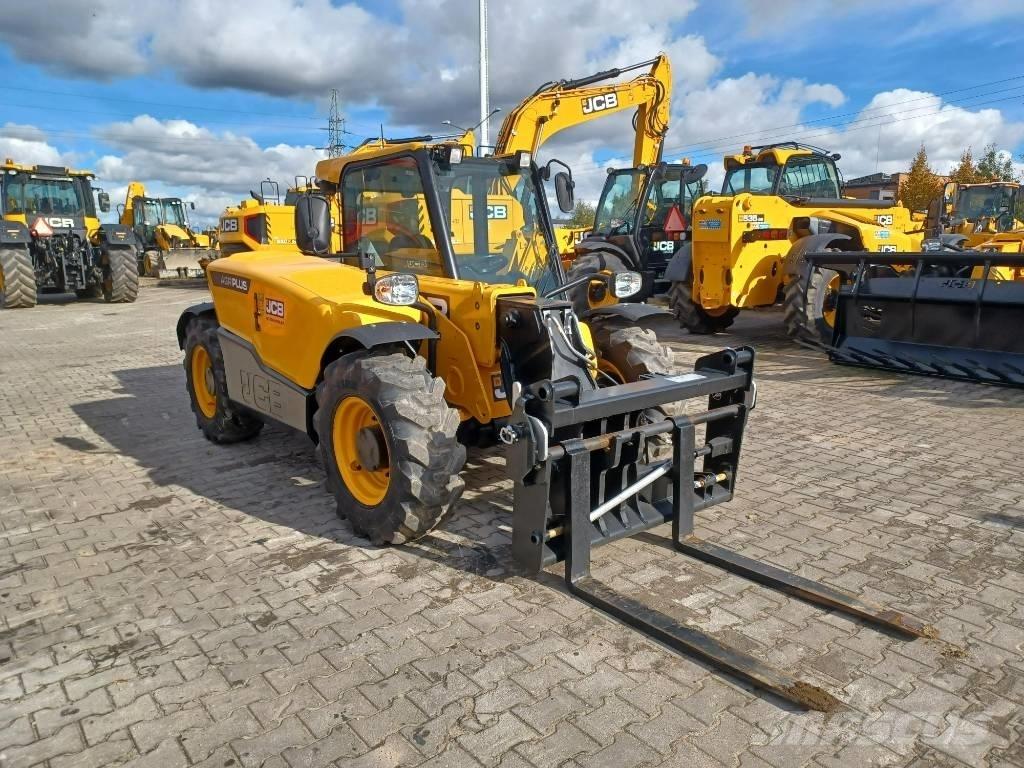 JCB 525-60 Agri Plus Teleskopiniai krautuvai