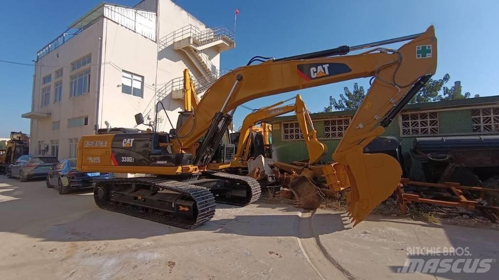 CAT 330 D2 Vikšriniai ekskavatoriai