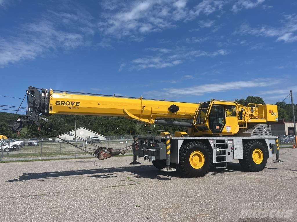 Grove GRT 650 Neapdoroto reljefo kranai