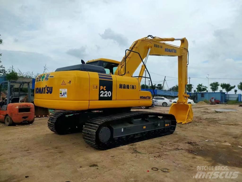 Komatsu PC 220 Vikšriniai ekskavatoriai
