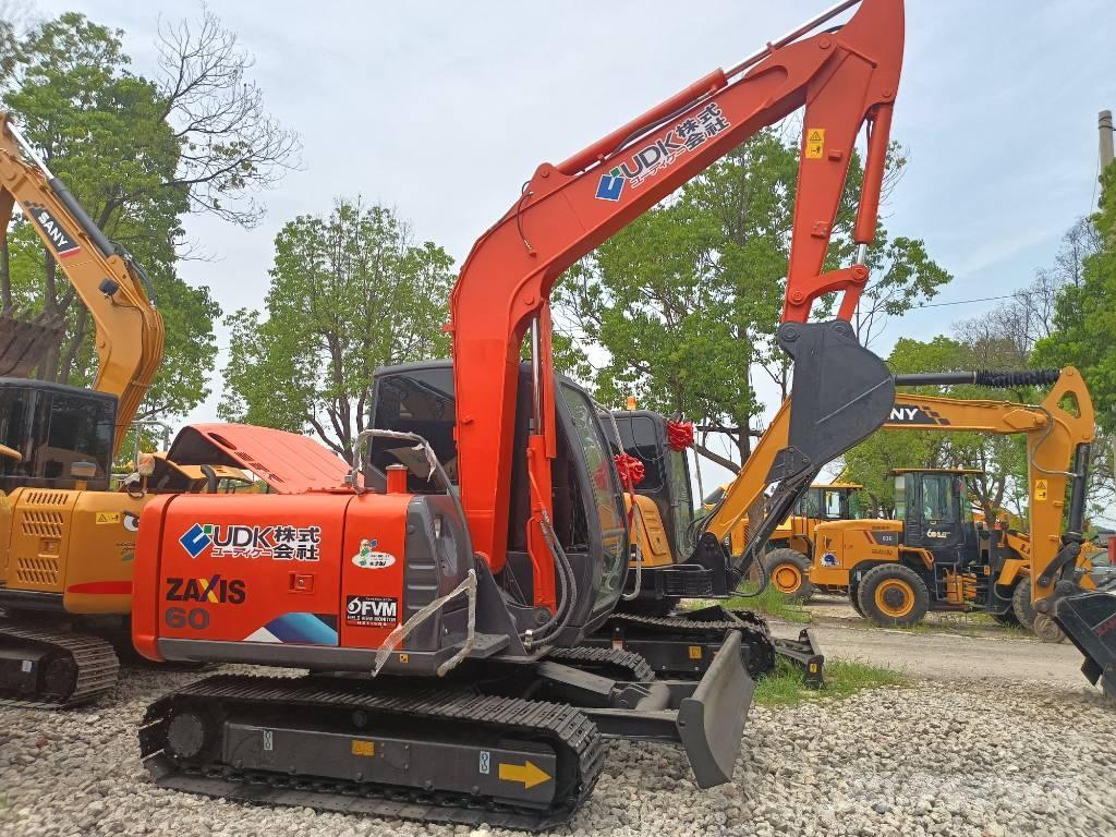 Hitachi ZX 60 Mini ekskavatoriai < 7 t