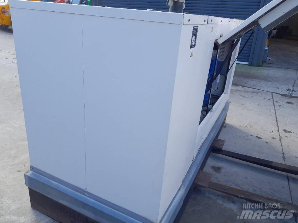  F.G Wilson 90kva Dyzeliniai generatoriai