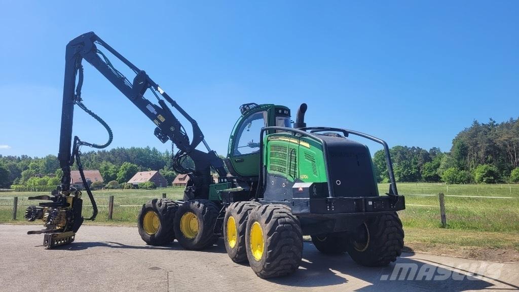 John Deere 1270 G Miško technika (Harvesteriai)