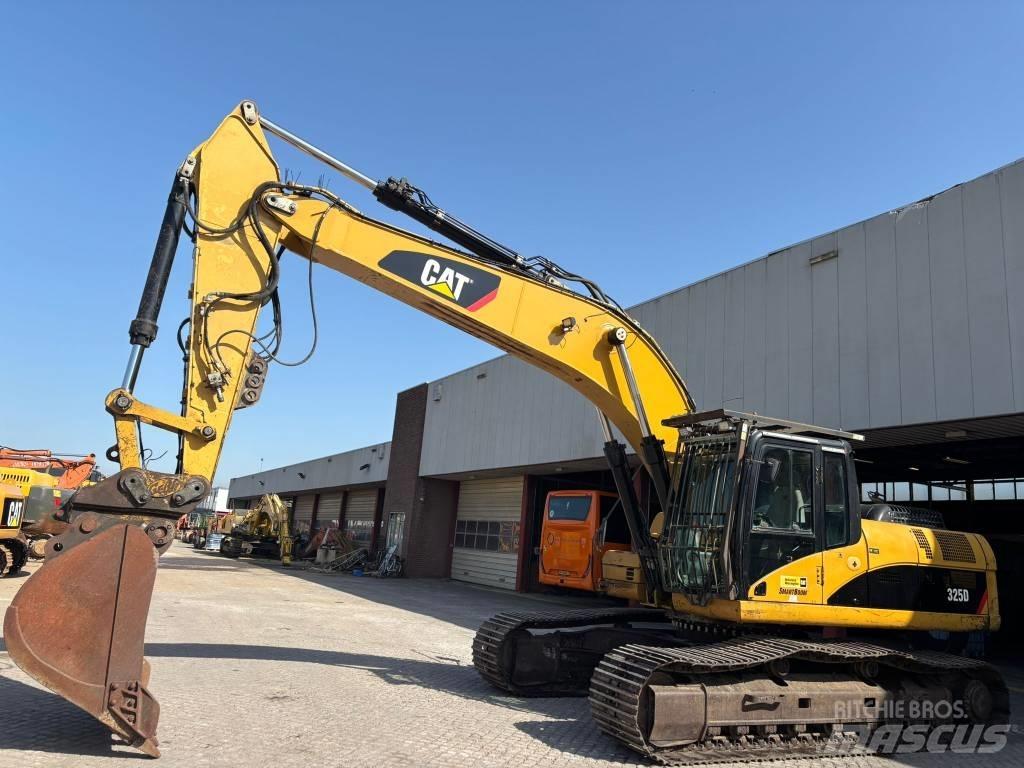CAT 325 D L Vikšriniai ekskavatoriai