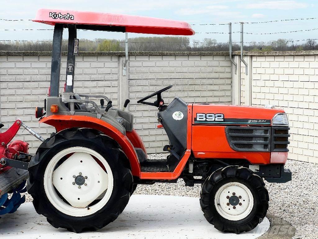 Kubota B92 Traktoriai