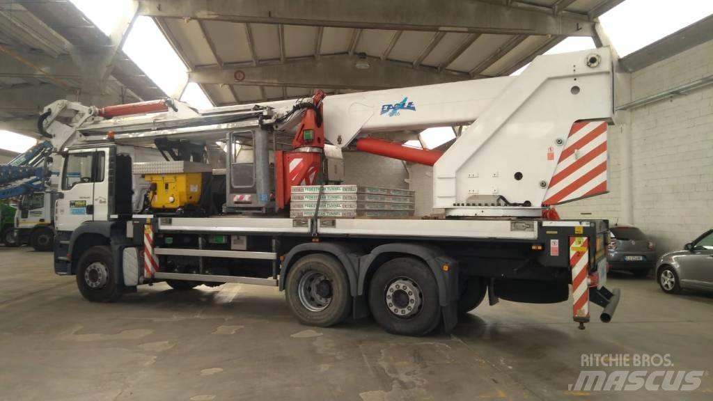Oil & Steel EAGLE 4426 Ant vilkikų montuojamos kėlimo platformos
