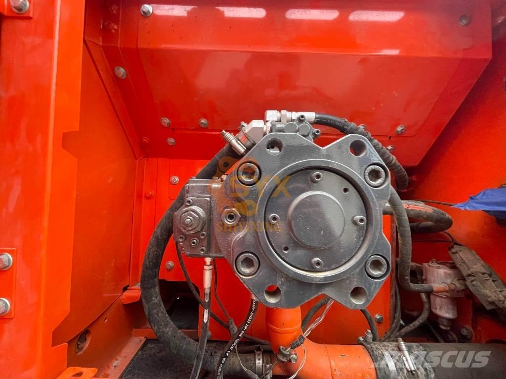 Doosan DX 300LCA Vikšriniai ekskavatoriai