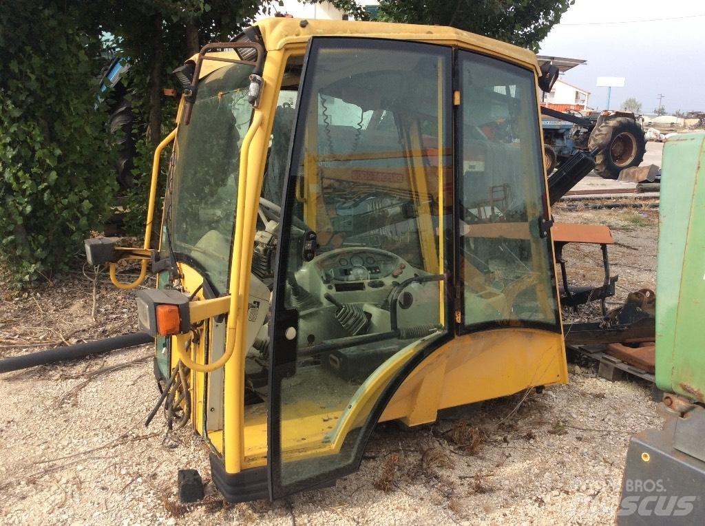 Komatsu W93r Kabinos ir interjeras
