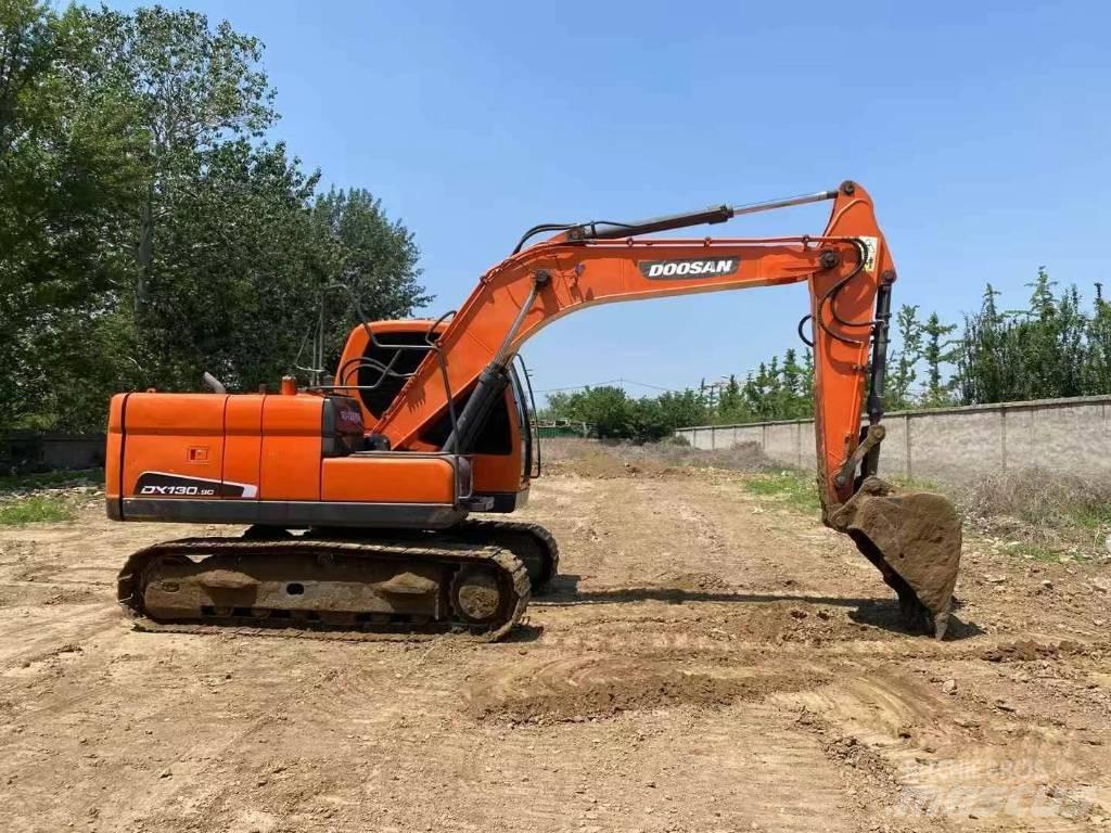 Doosan DX 130-9CN Vikšriniai ekskavatoriai