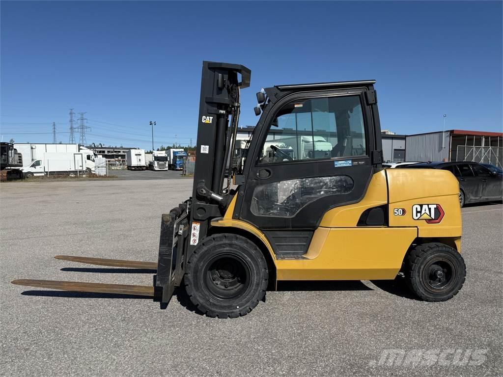 CAT DP50NT Dyzeliniai krautuvai