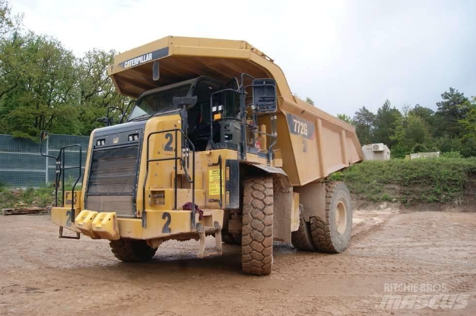 CAT 772G Atliekų išvežimo technika