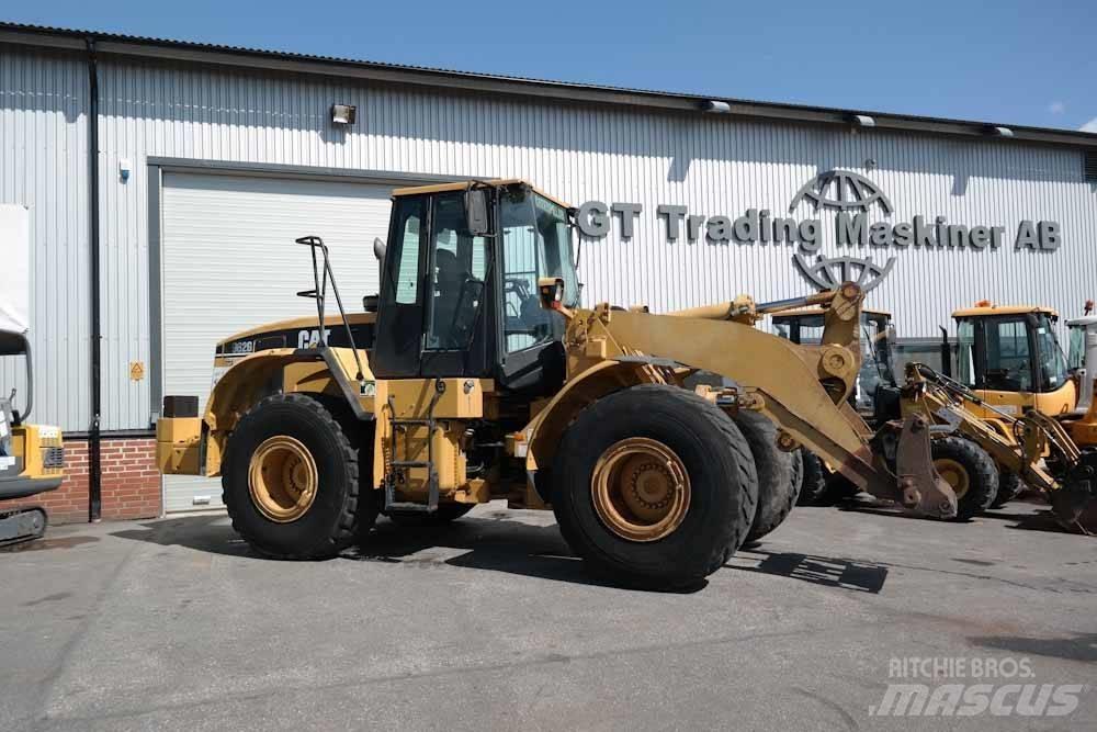 CAT 962G Naudoti ratiniai krautuvai