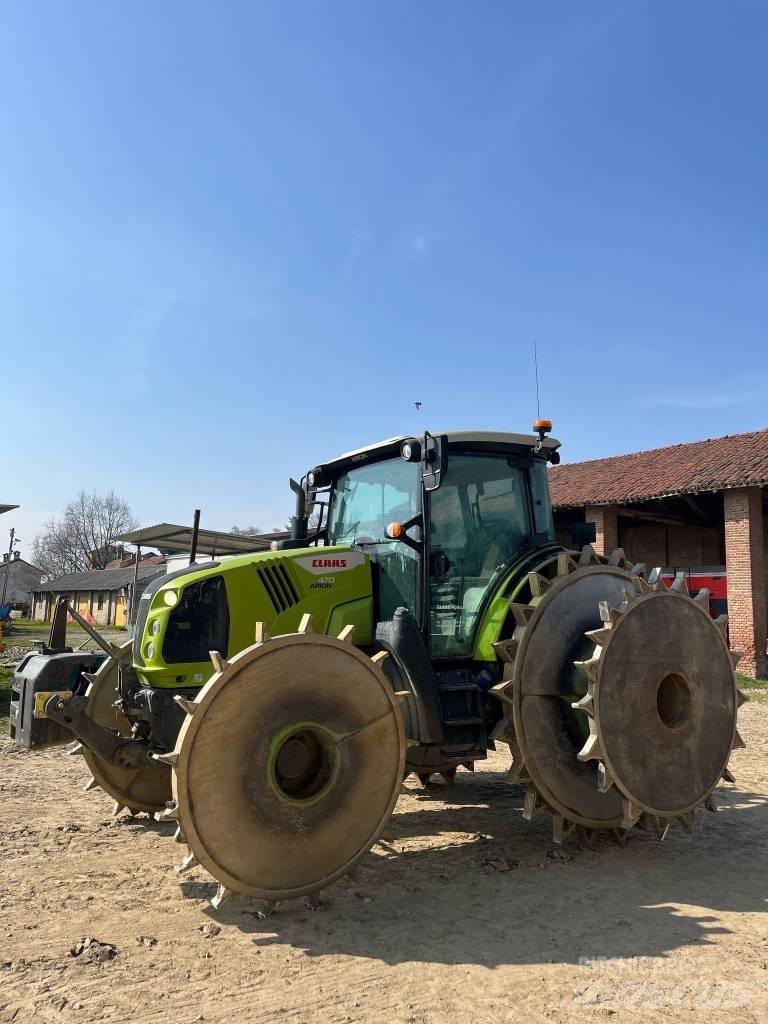 CLAAS ARION 470 Traktoriai