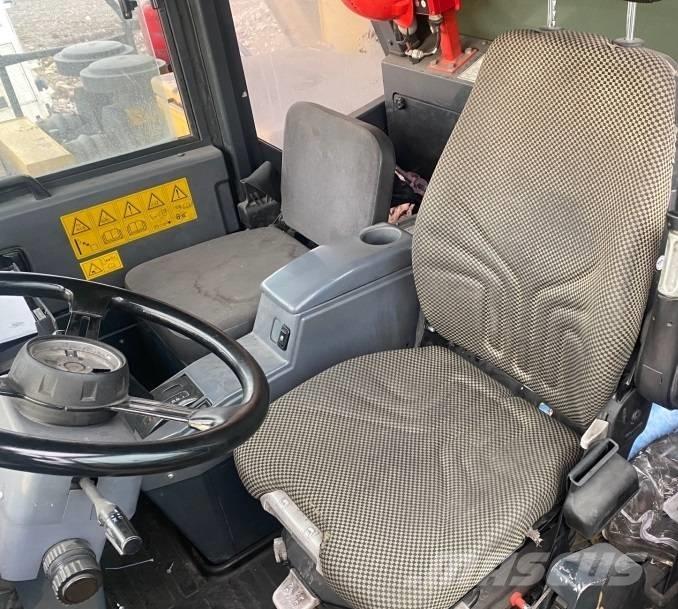 Komatsu HD405-7 Atliekų išvežimo technika