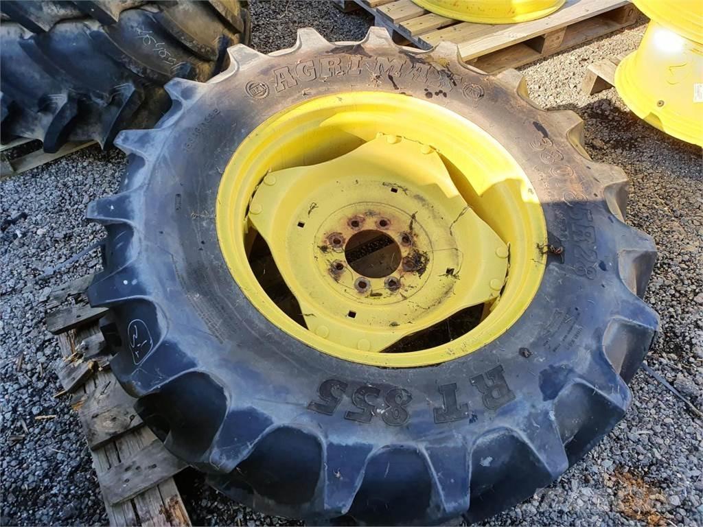 BKT 380/85R28 x2 Padangos, ratai ir ratlankiai