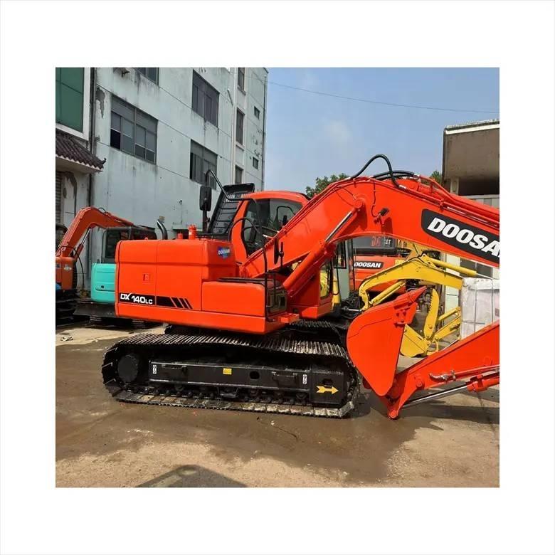 Doosan DX140LC Vikšriniai ekskavatoriai