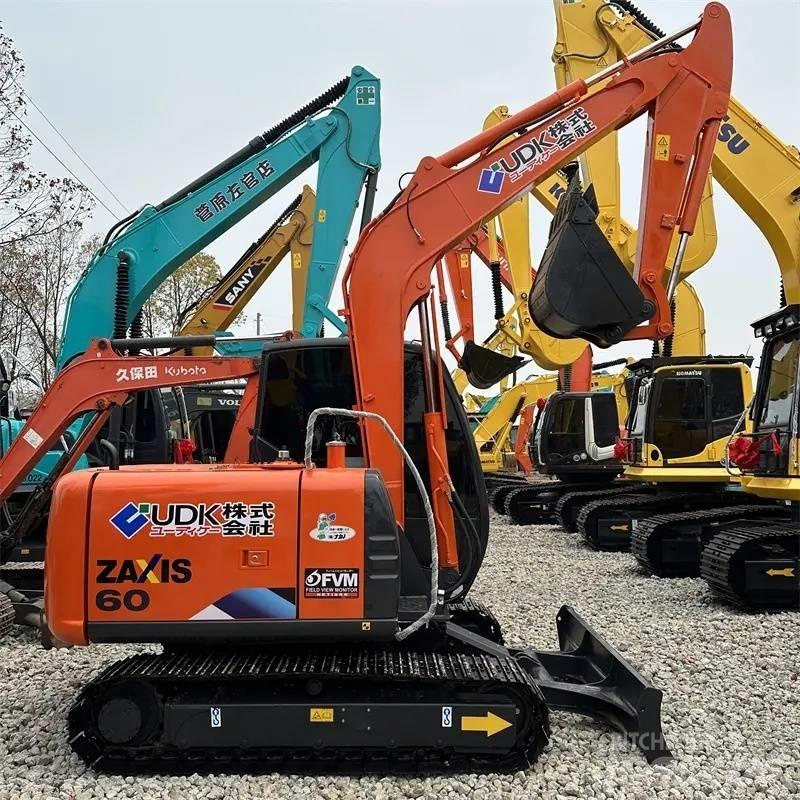 Hitachi ZX 60 Mini ekskavatoriai < 7 t