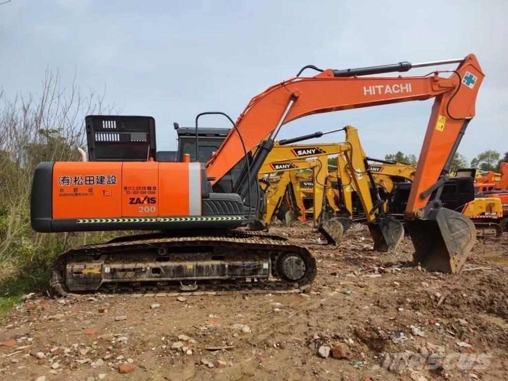 Hitachi ZX200 Vikšriniai ekskavatoriai