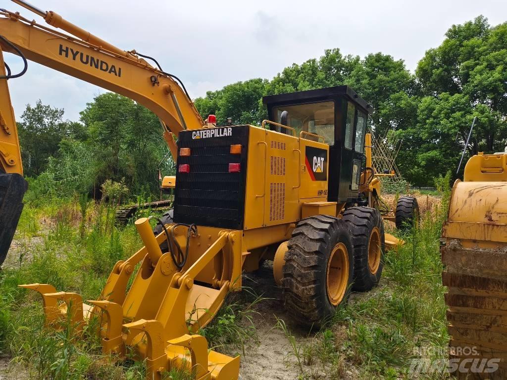 CAT 140K Greideriai
