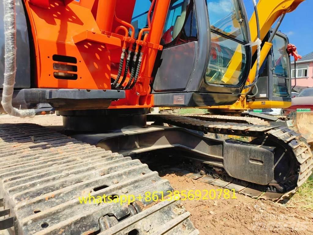 Hitachi ZX 135 US Vikšriniai ekskavatoriai