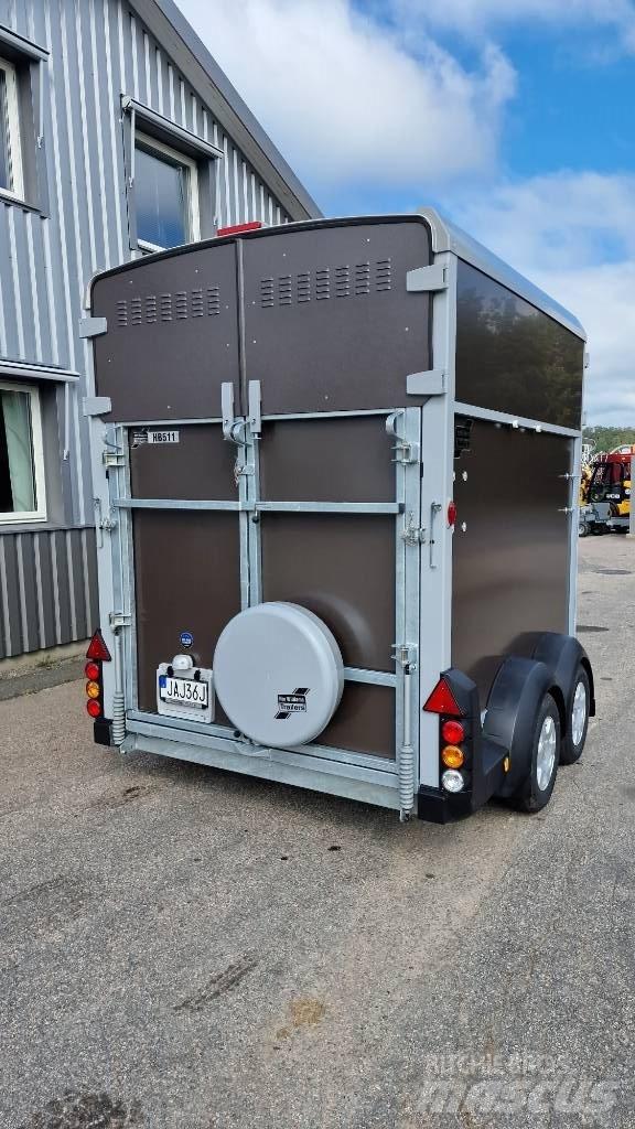 Ifor Williams HB 511 Gyvulių pervežimo priekabos