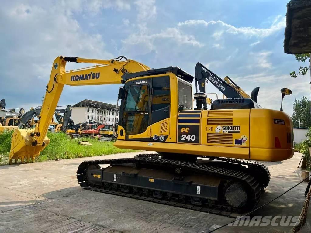 Komatsu PC 240 Vikšriniai ekskavatoriai