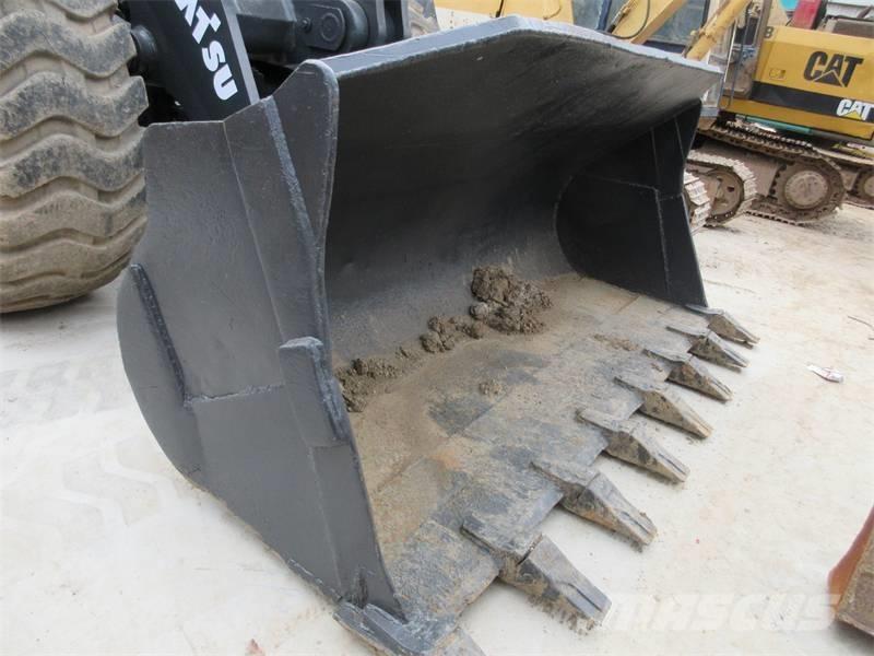 Komatsu WA 380-3 Naudoti ratiniai krautuvai