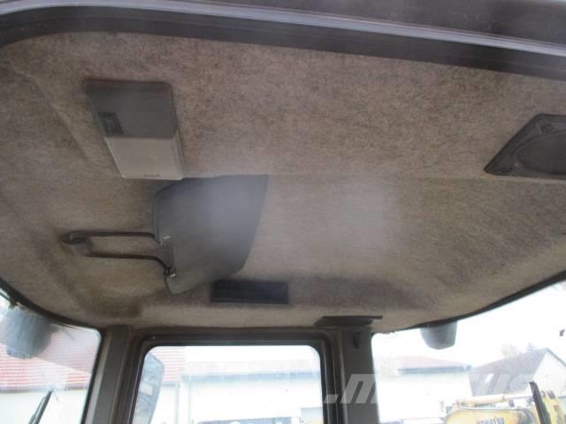 Volvo L 30 B Naudoti ratiniai krautuvai