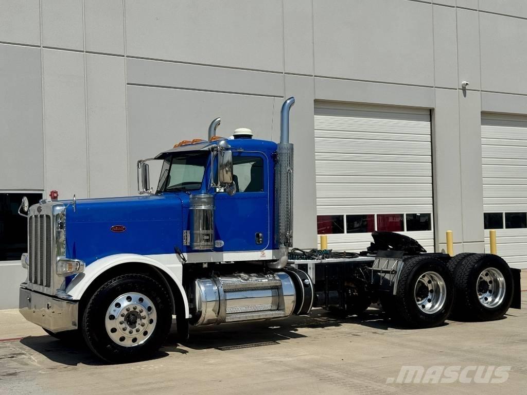 Peterbilt 389 Naudoti vilkikai