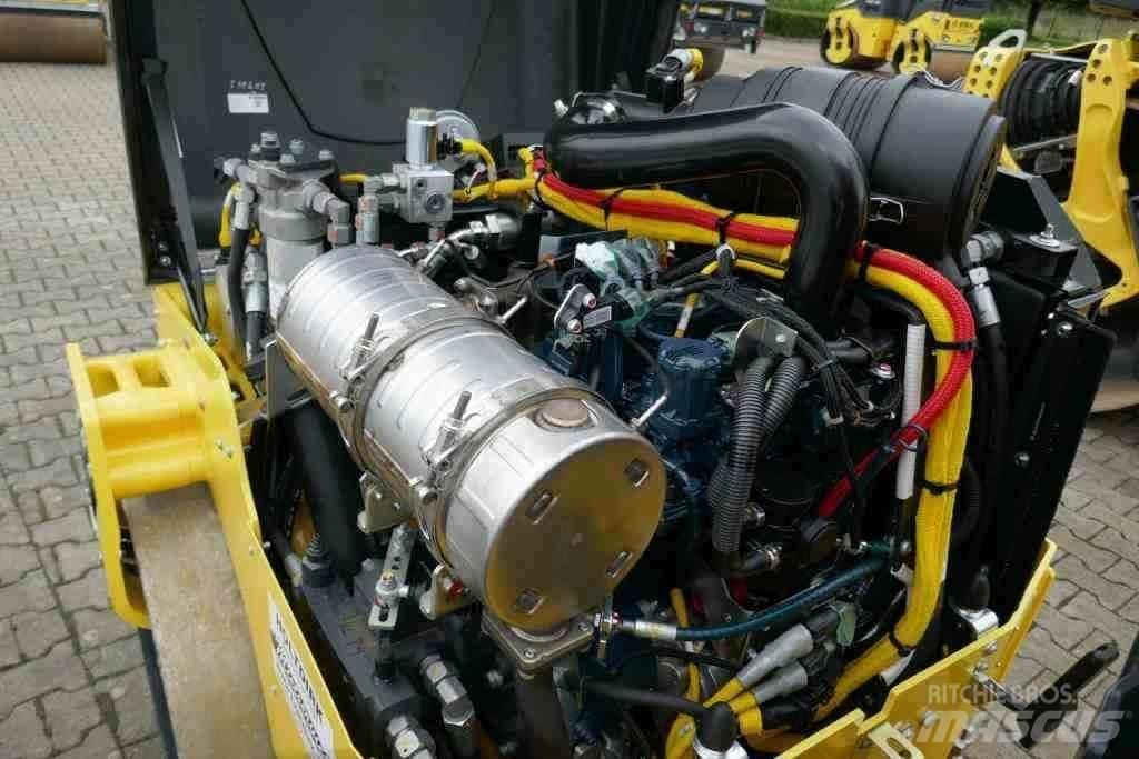 Bomag BW 120 AD-5 Maža asfalto klojimo technika