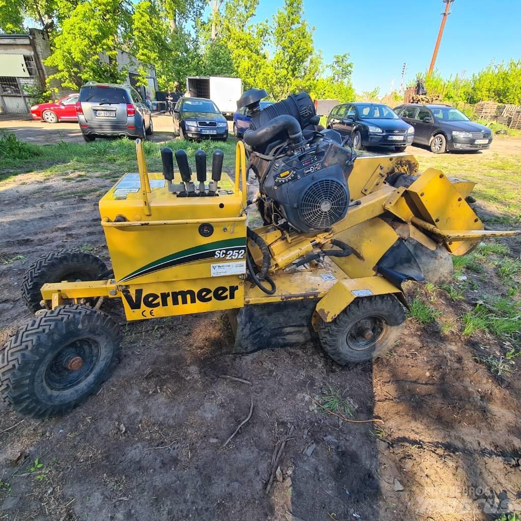 Vermeer SC252 Kelmų smulkintuvai