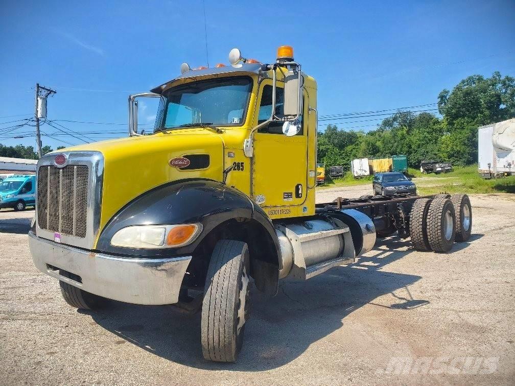 Peterbilt 348 Važiuoklė su kabina