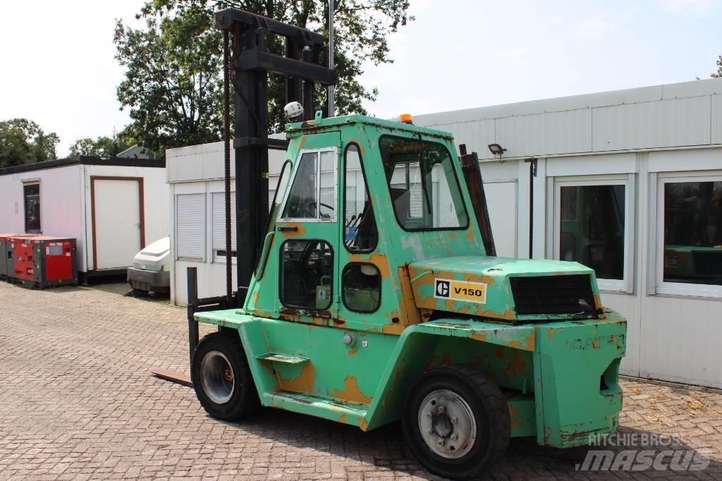 CAT V 150 Dyzeliniai krautuvai