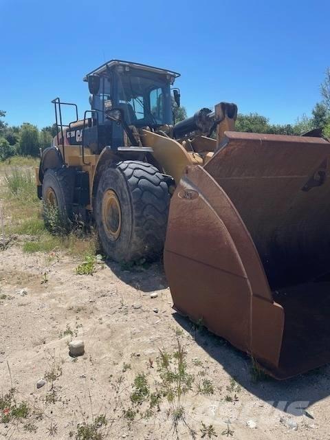 CAT 972 M Naudoti ratiniai krautuvai