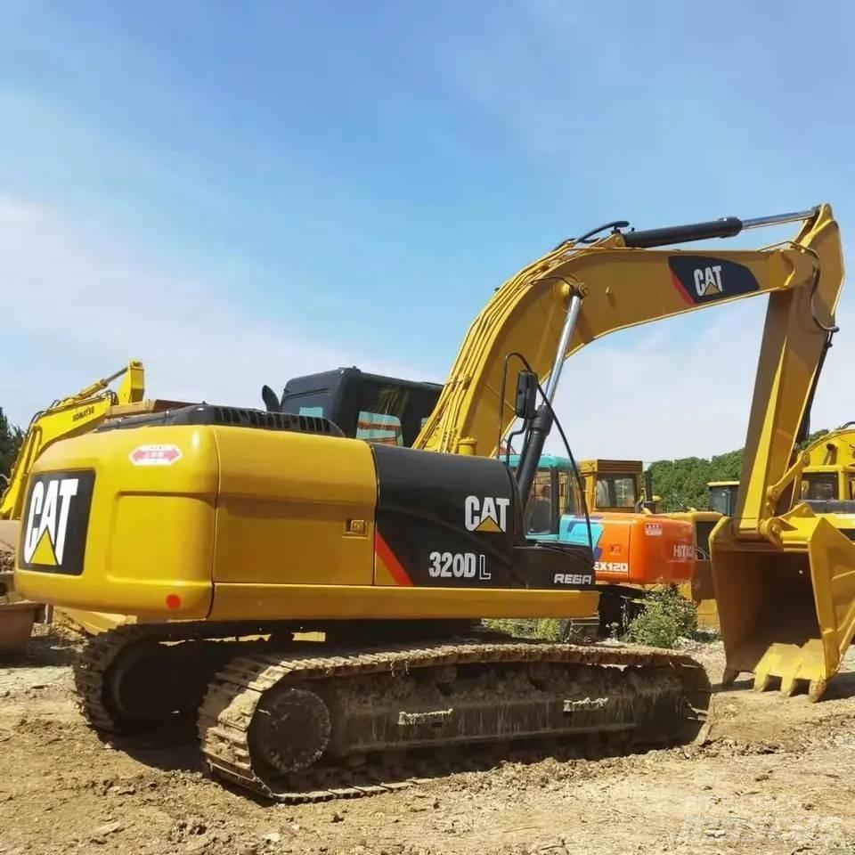 CAT 320 D L Vidutinės galios ekskavatoriai 7-12 t