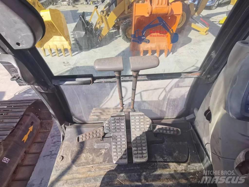 Hitachi ZX240-3 Vikšriniai ekskavatoriai