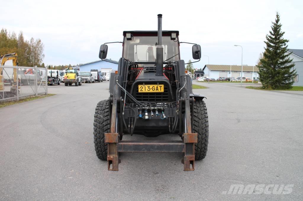 Valmet 815 Traktoriai