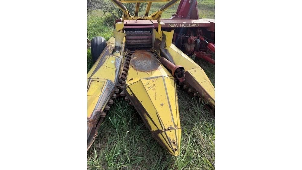 New Holland 782 Pašarų kombainai